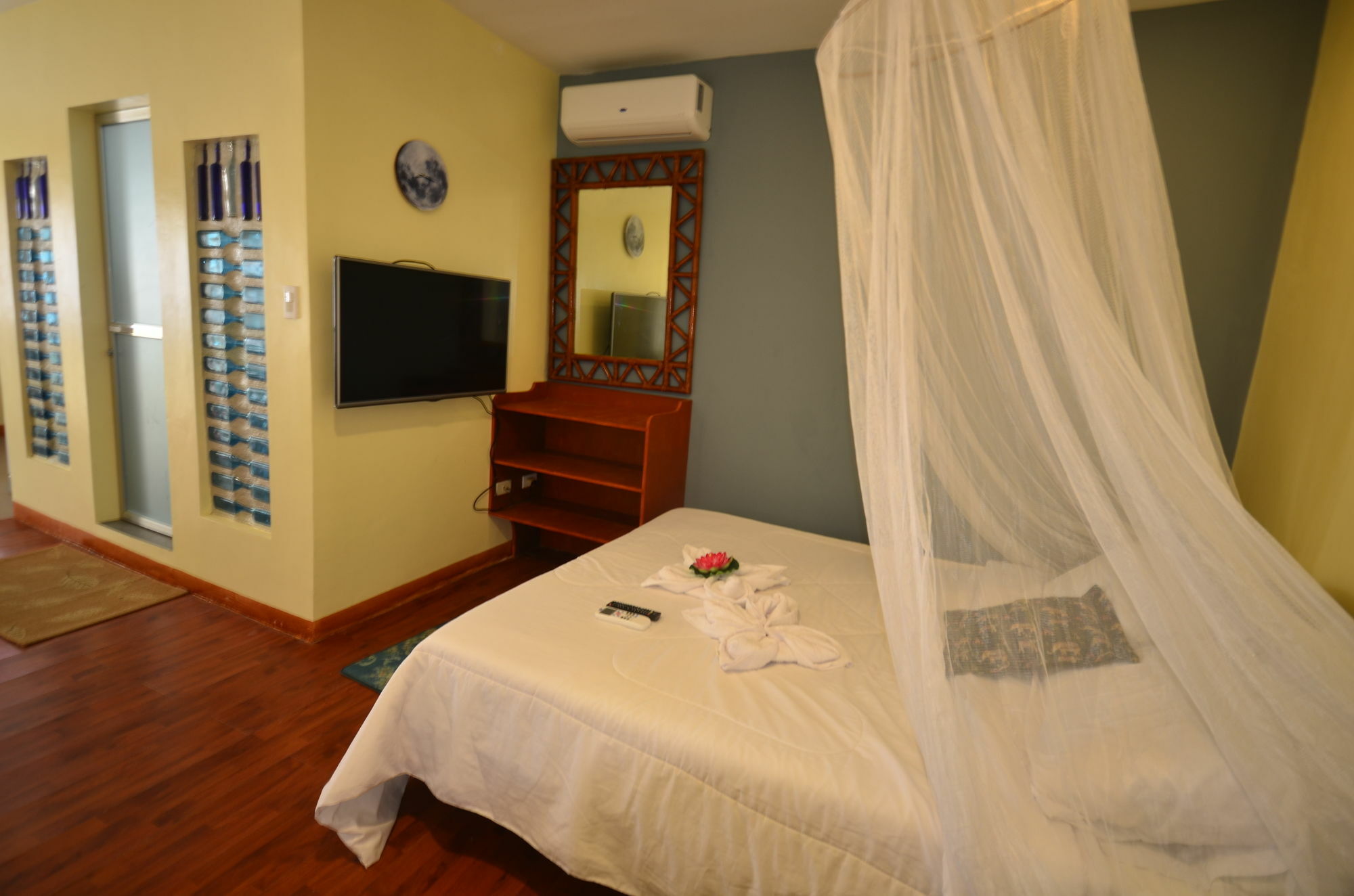 Niu Ohana East Bay Apartments Balabag  Eksteriør bilde